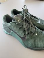 Nike CZ828-393 Turnschuhe Grösse 44 neuwertig