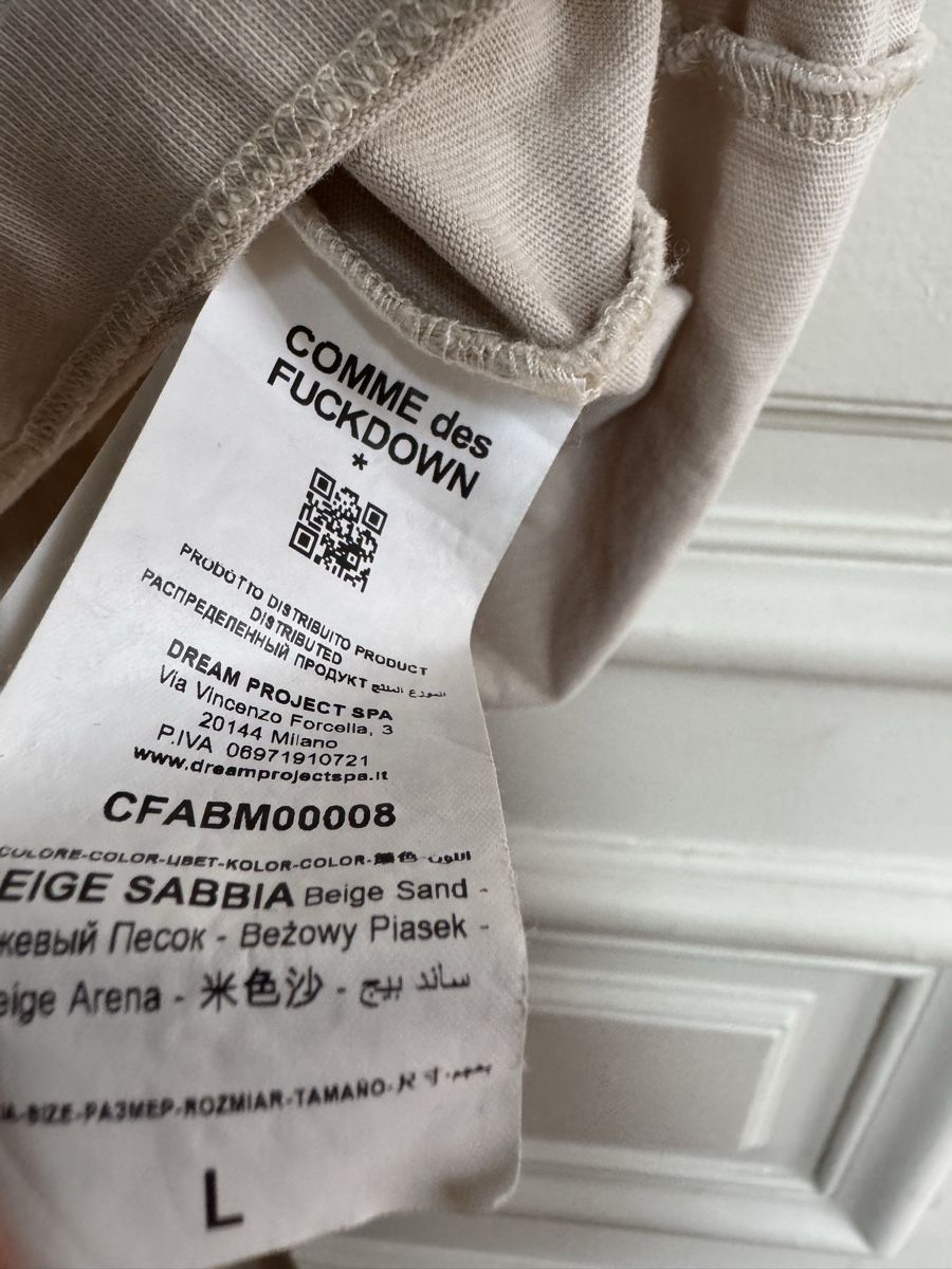 T-shirt: T-shirt Comme des Fuckdown – Nuovo (secondo la descrizione) da Auvernier venduto da Tatel2012 2
