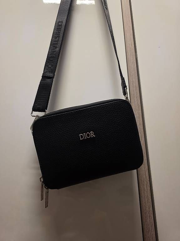 Borse: Sacoche dior unisex – Usato da Prilly venduto da bar_g55v