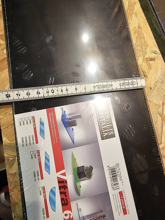 Migros Tutte le decorazioni: Nuova Mensola in vetro – Usato da Giubiasco venduto da ton_vpl7 2