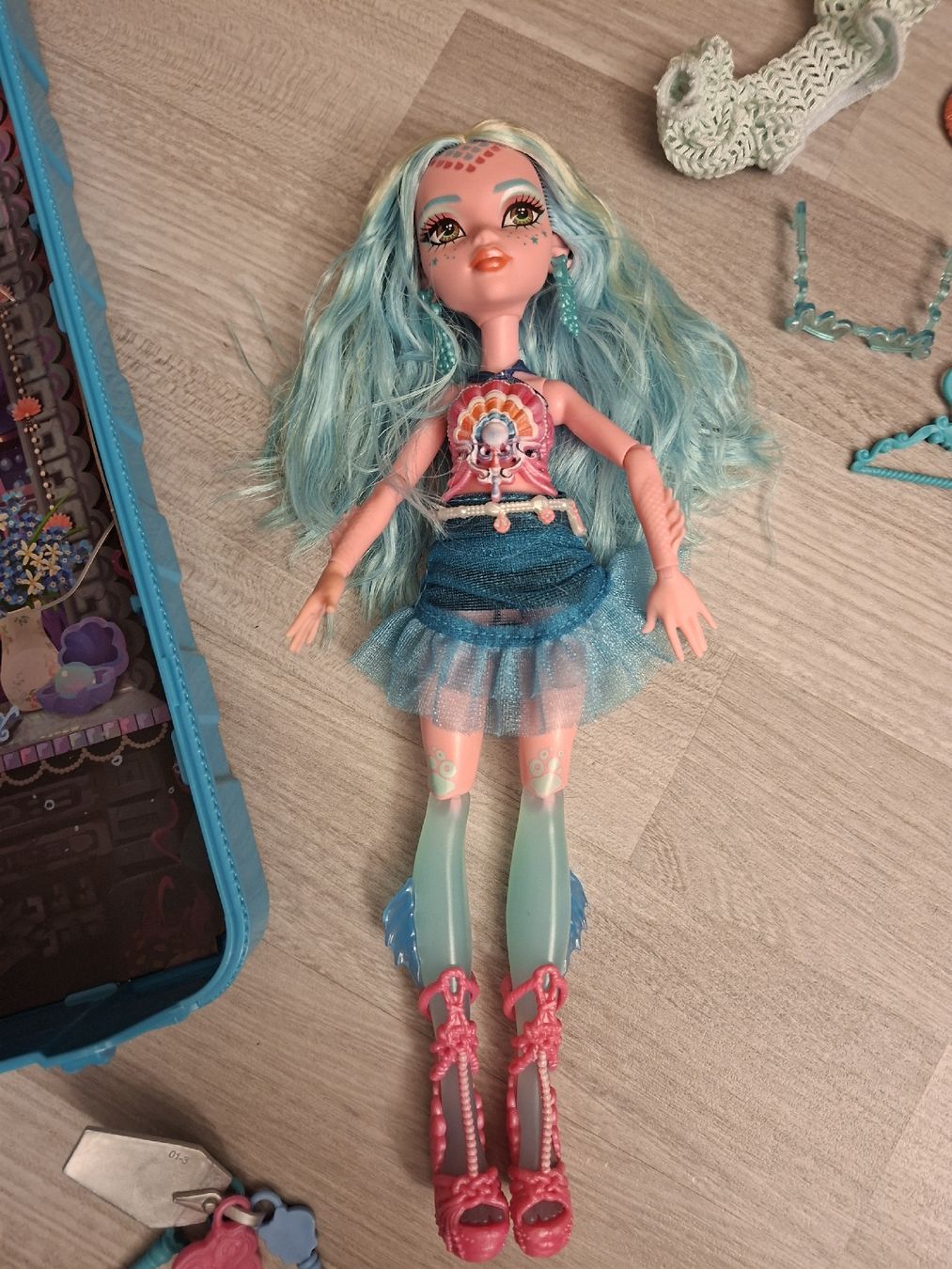 Puppen: Monster High Lagoona g3 – Gebraucht aus Bex von aud_cy2l 3