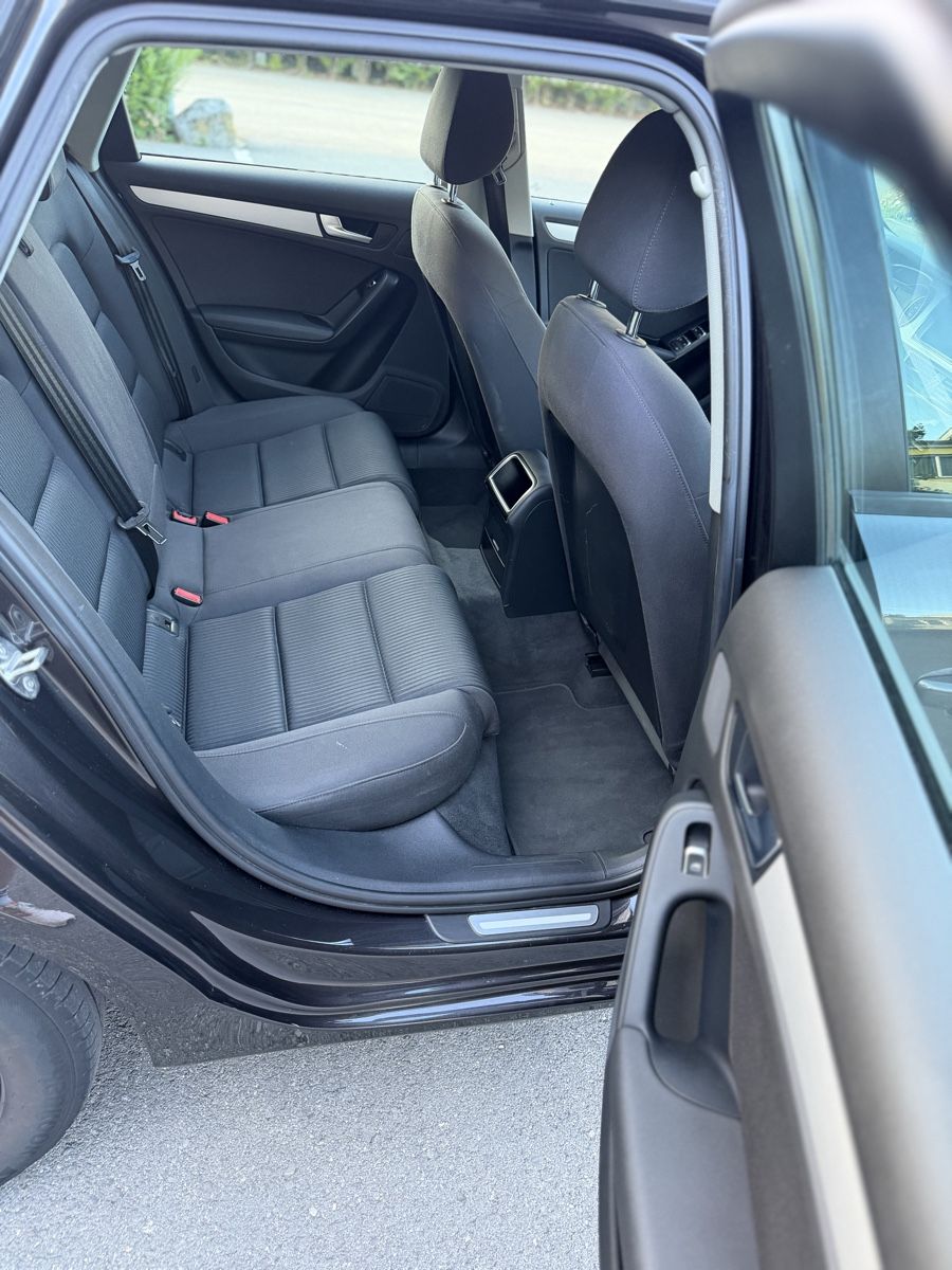 Audi Autos: Audi A4 2.0 TDI 2015JG – D'occasion à Cham par ABhome10 3
