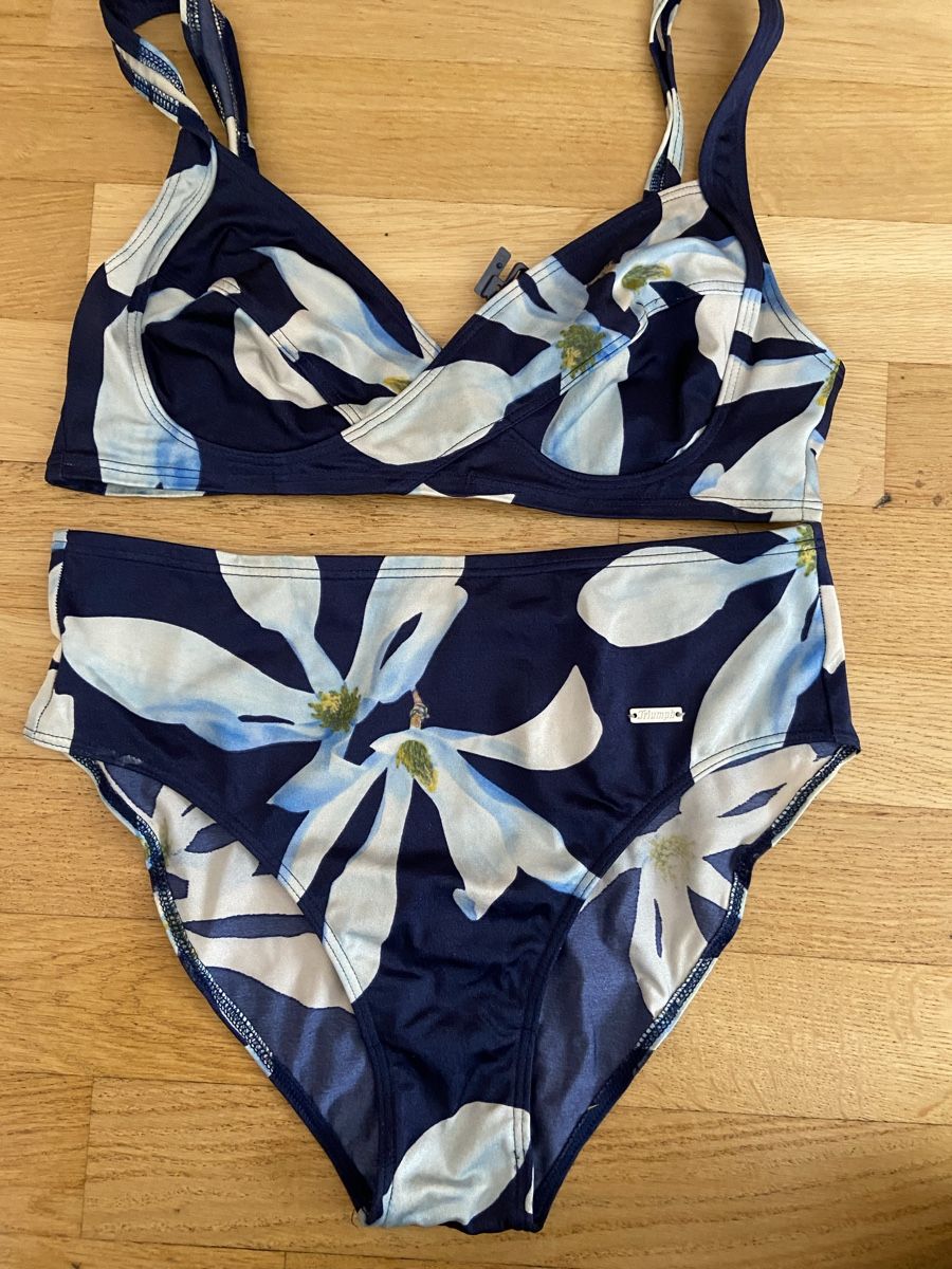 Triumph Autres dessous: TRIUMPH GRÖSSE B/80 UND 42 – D'occasion à Zürich par schneeflocke303
