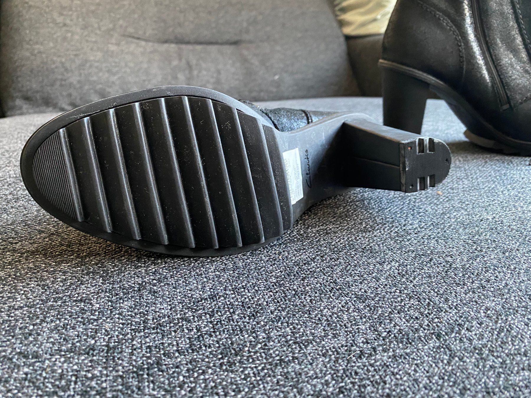 Clarks Scarpe da donna: Frauen Stiefeletten, 41, Clarks – Nuovo (secondo la descrizione) da Basel venduto da h4w_h5bq 1