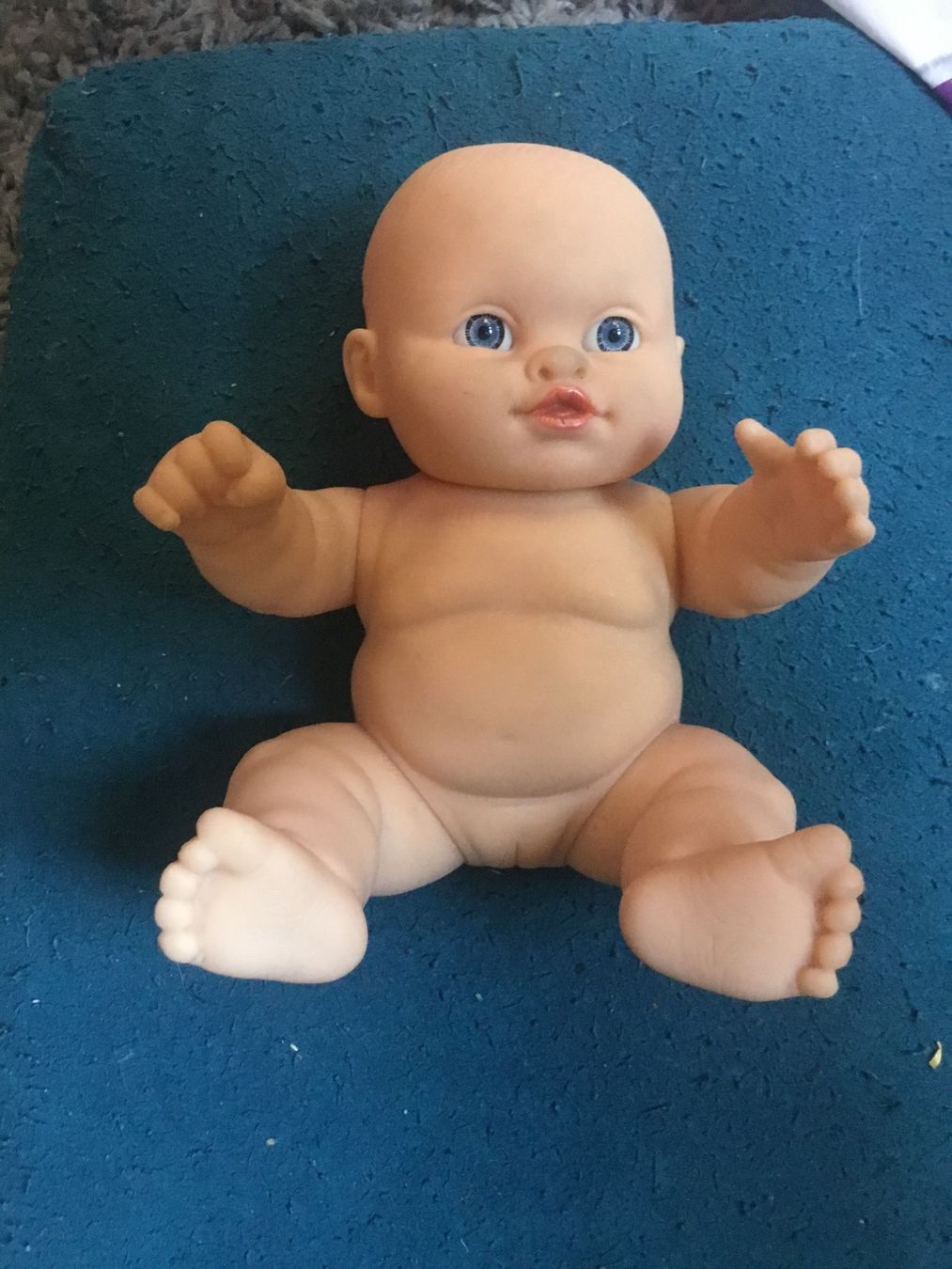 Puppen: Babypuppe – Gebraucht aus Schlieren von Jeajet