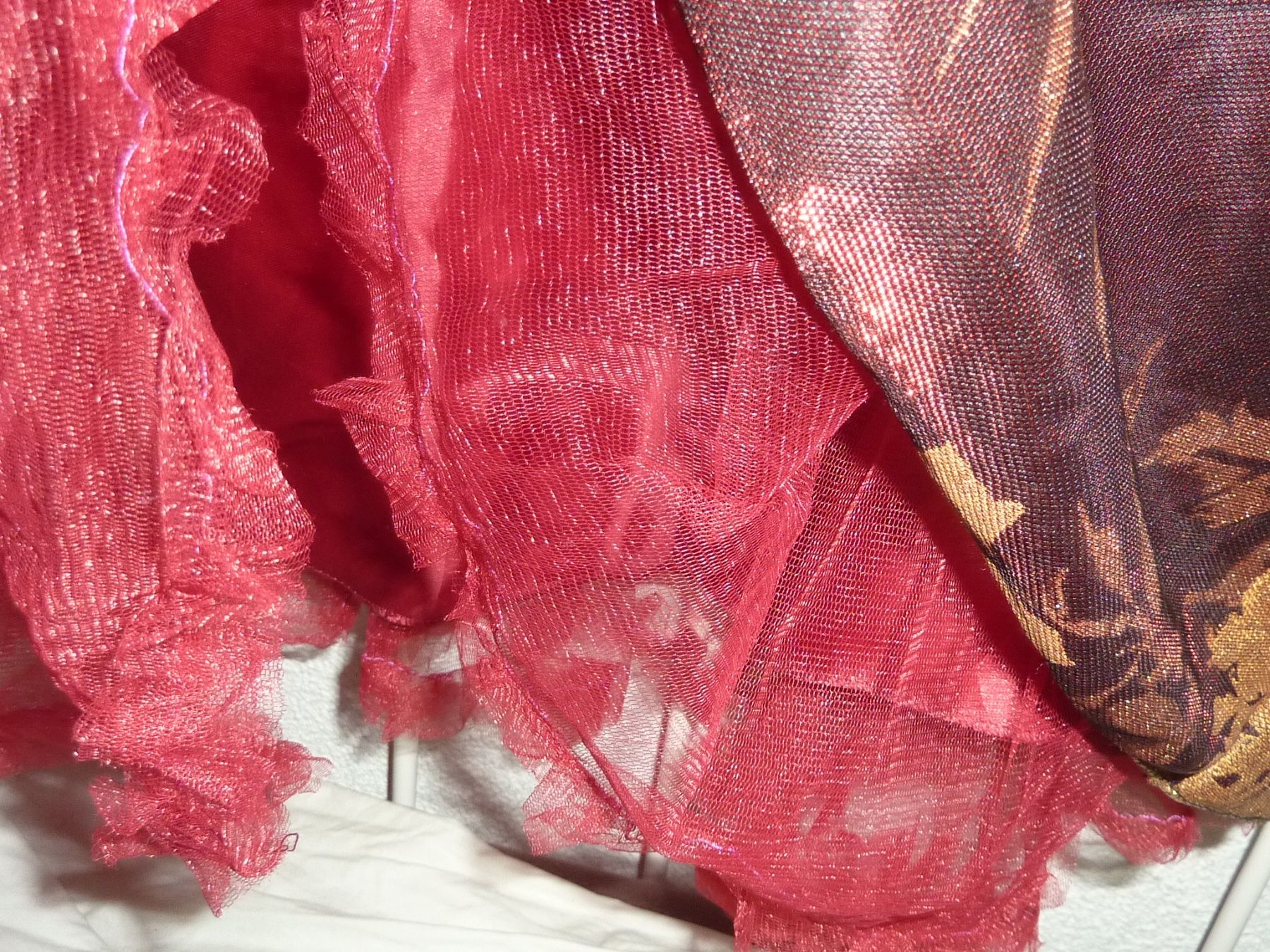 Vestiti & Gonne: robe bordeaux taille 5 ans neuf – Nuovo e nell'imballaggio originale da geneve venduto da chriztel 3