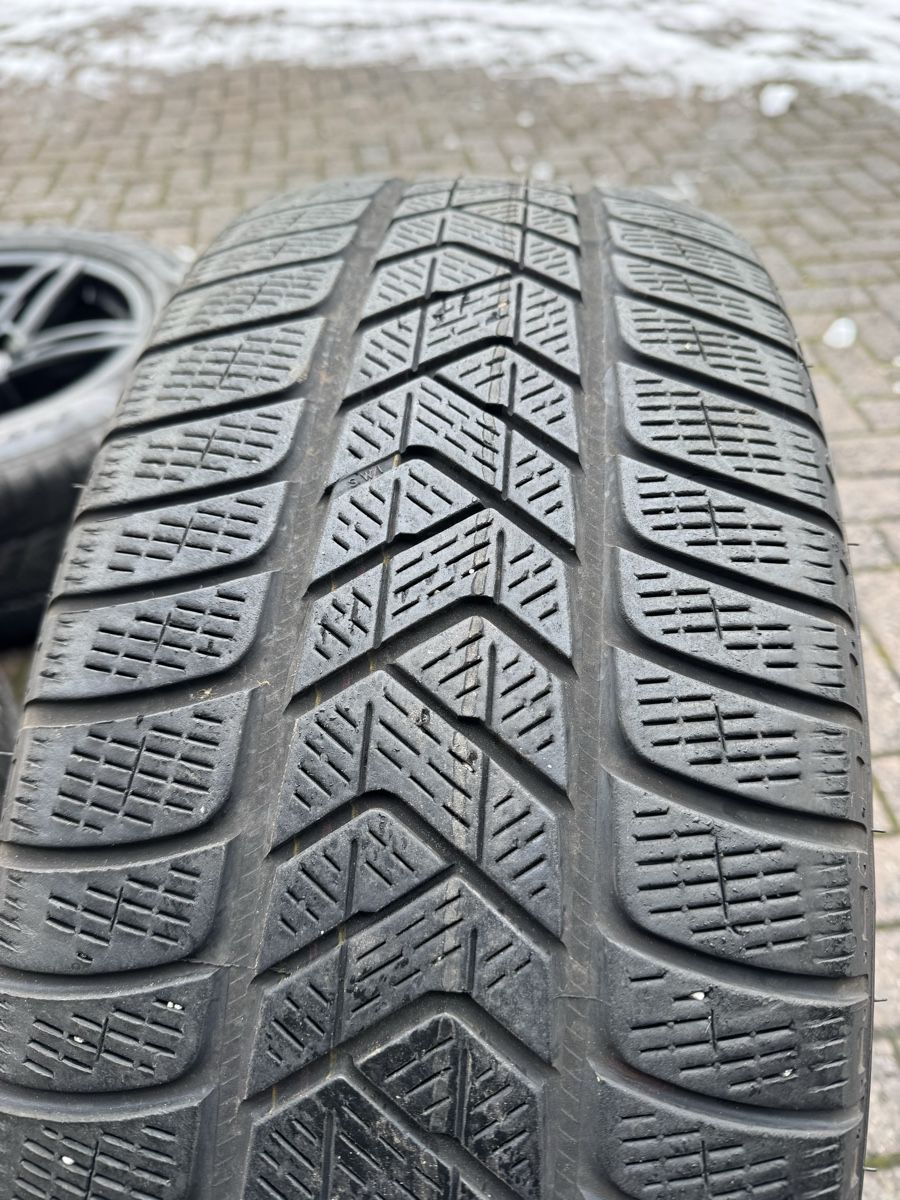 Pneumatici & Ruote complete: Felgen mit Pneu Porsche Macan – Usato da Aristau venduto da 020214 6