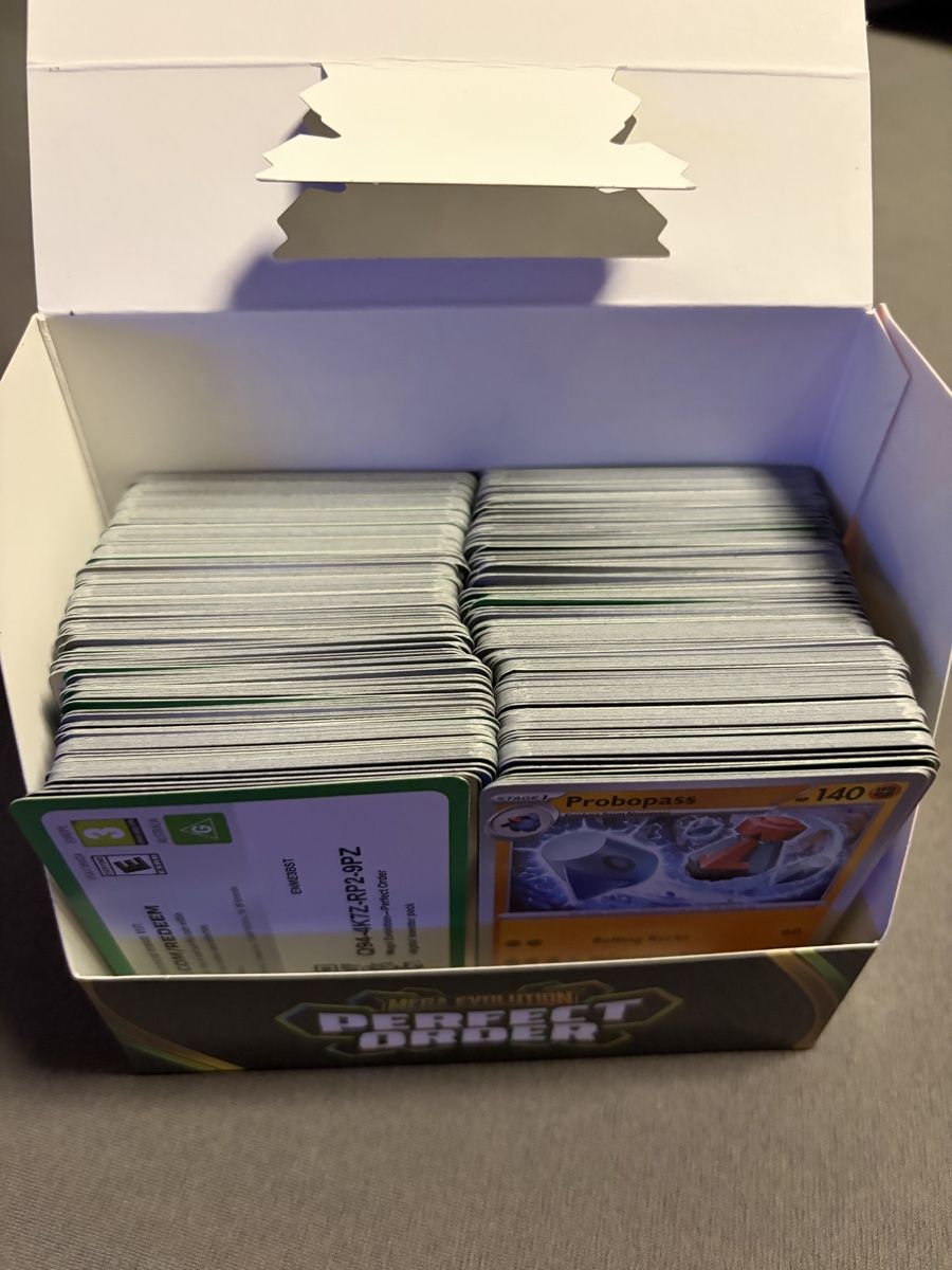 Pokémon Carte collezionabili: Pokemon Perfect order display&Bulk – Nuovo (secondo la descrizione) da Neerach venduto da Topps_Sportcards_ZH 1