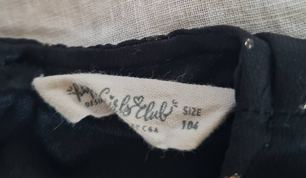 Vestiti & Gonne: luftiges Mädchenkleid Gr. 104 – Usato da Baar venduto da Loimund 2