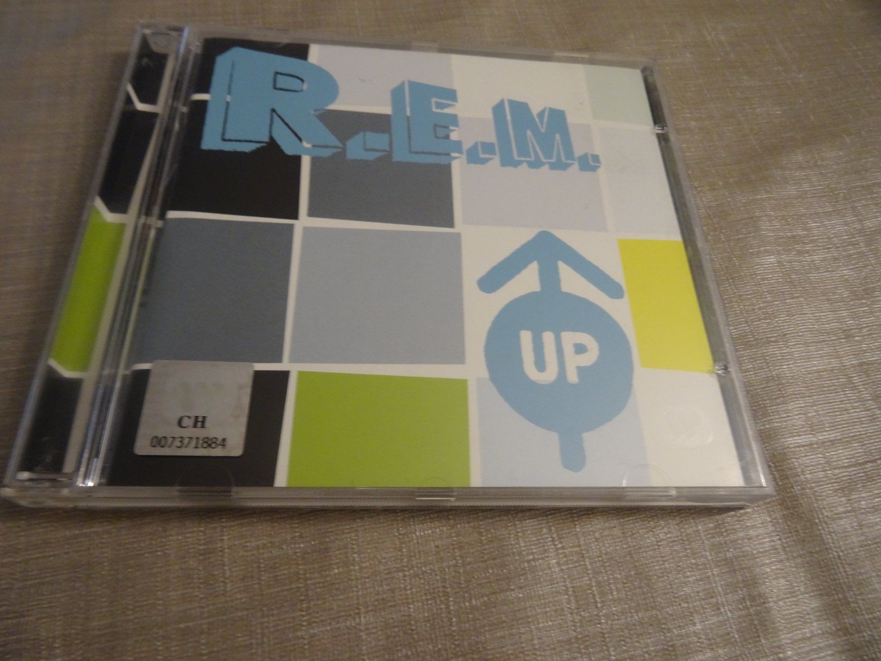 CDs: R.E.M. REM - Up - CD – D'occasion à Olten par Disc-Ausverkauf