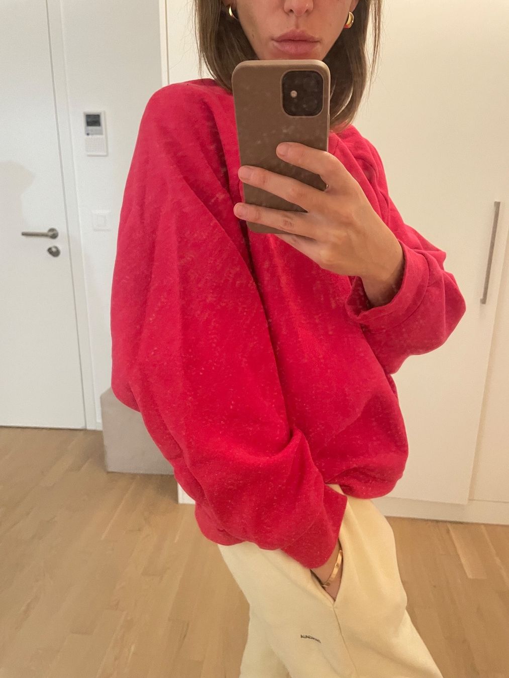 Maglioni & Felpe: Rosa Sweatshirt size M – Usato da Glattpark(Opfikon) venduto da der_dh8z