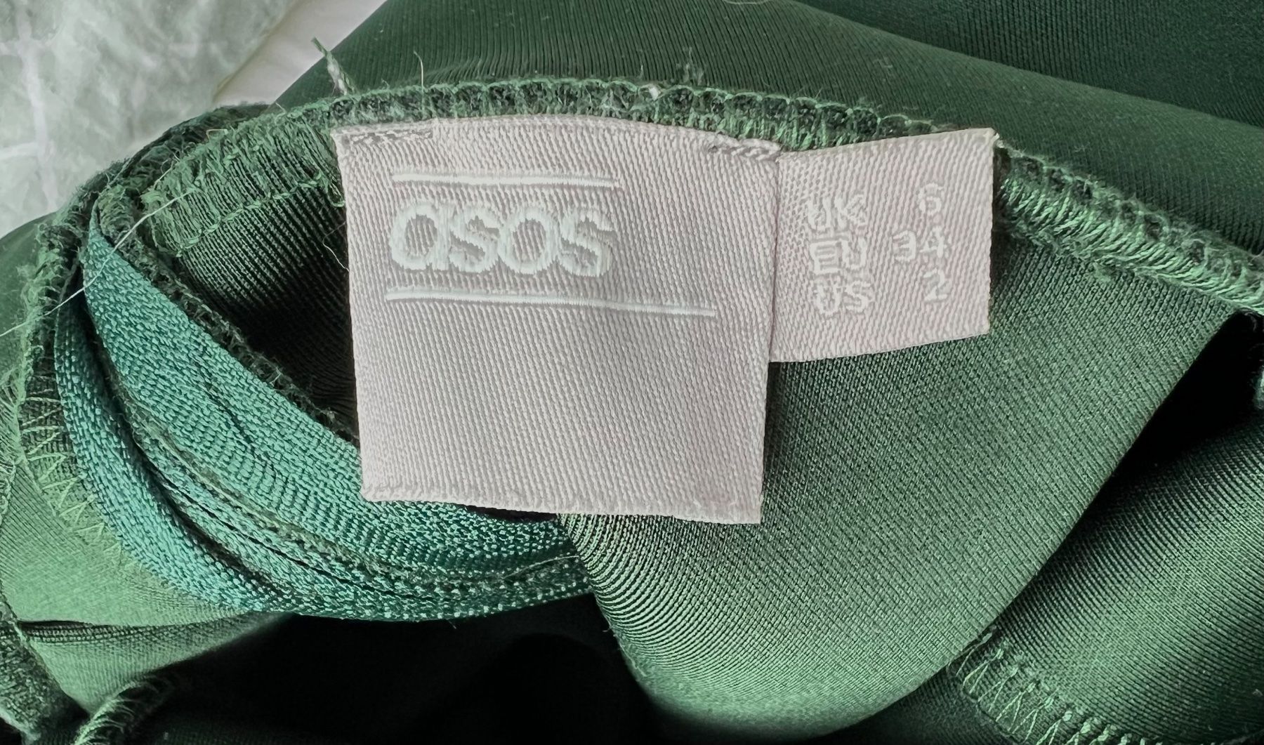 Asos Kleider: ASOS dunkelgrünes elegantes Kleid – Gebraucht aus Gachnang von todressgolden 5