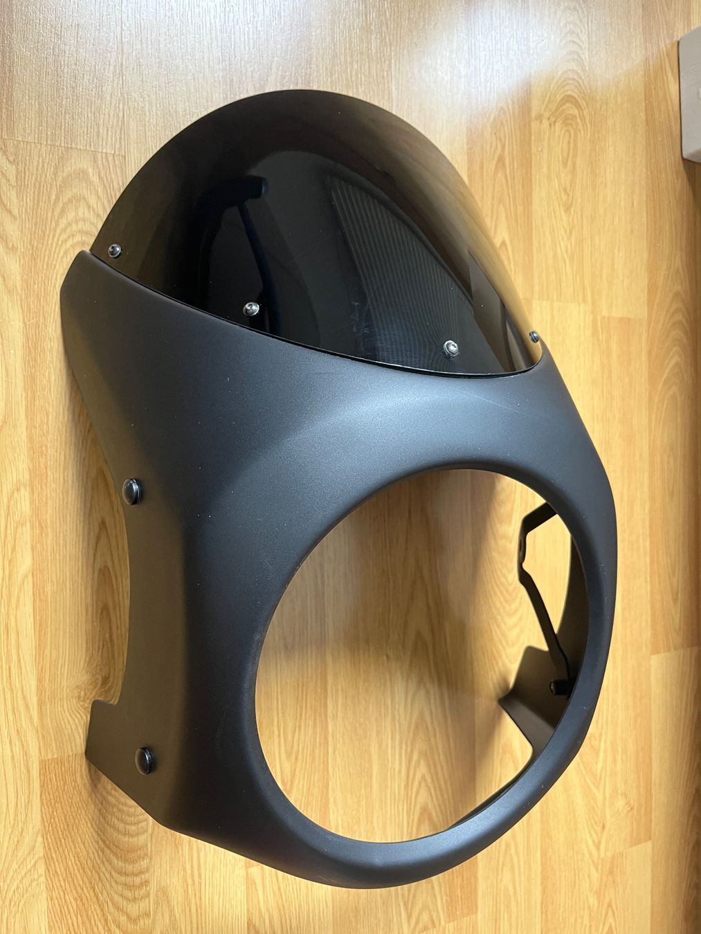 Toutes les pièces détachées moto: Motorrad: Puig Retro Semi Fairing - Windschutzscheibe – D'occasion à Zürich par gug_hpd7 4