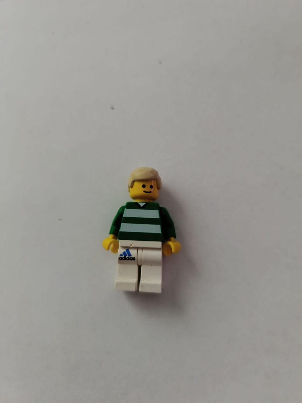 Lego Kit di costruzioni: figurine lego foot – Usato da Tramelan venduto da artman1291