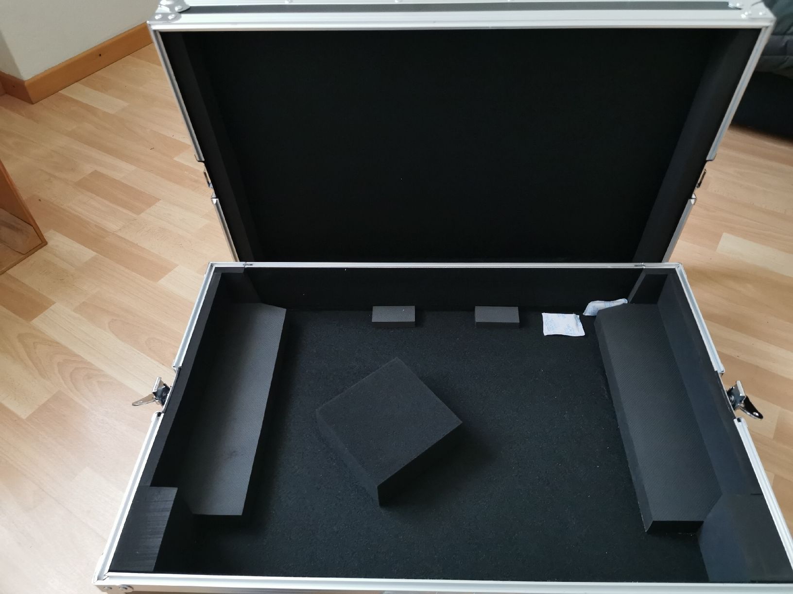 Topcase:  Flightcase DJ – Neu (gemäss Beschreibung) aus Tavannes von craps01 5