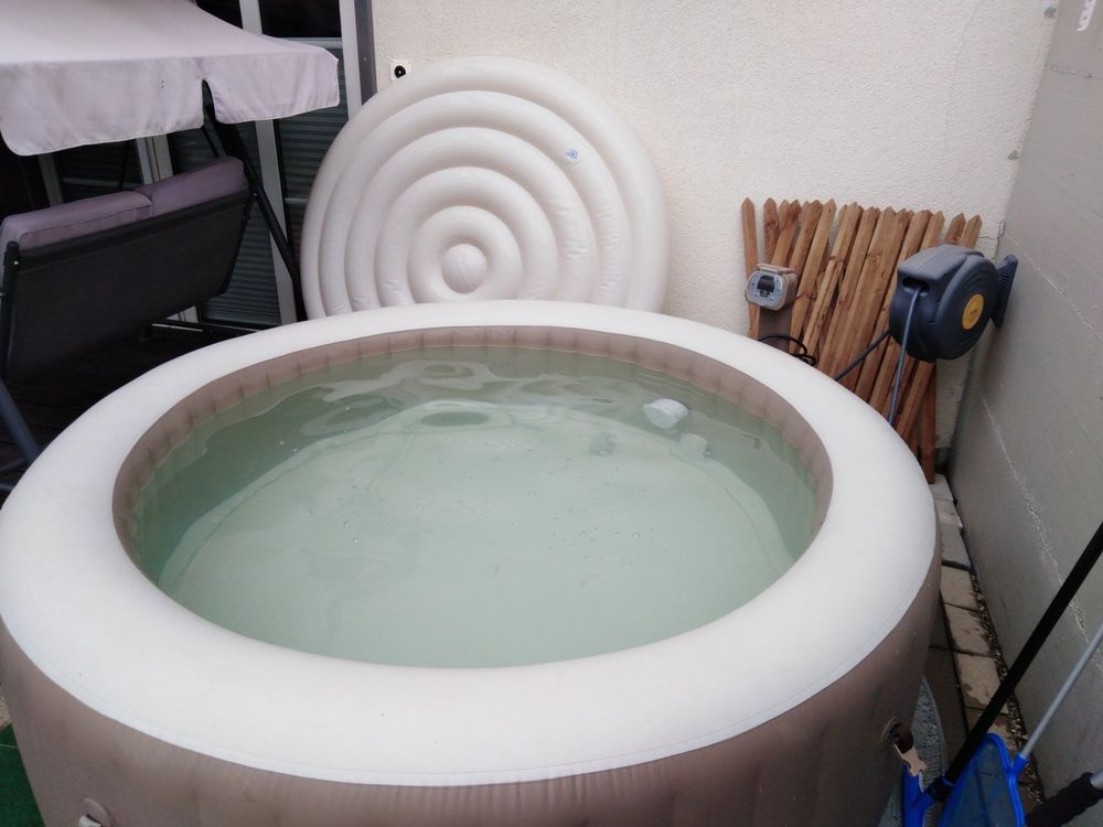 Intex Strandball 2er-Pack - 24 Zoll, Bunt, Für Strand & Pool