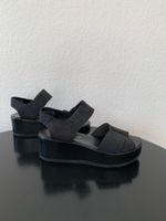 ROBERT CLERGERIE: Schwarze Plateau-Sandale, 37