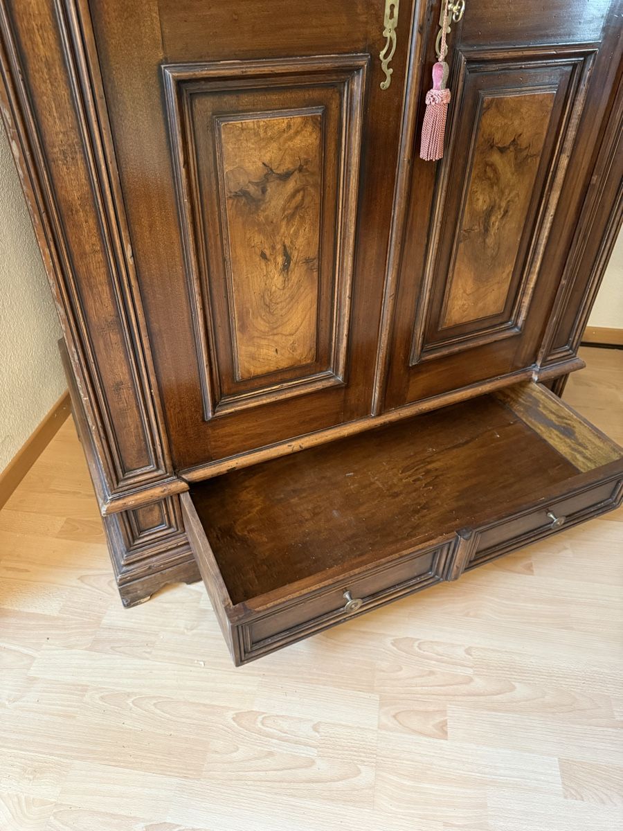 Armadi: Antiker Schrank – Usato da Elgg venduto da dan_f8gv 4