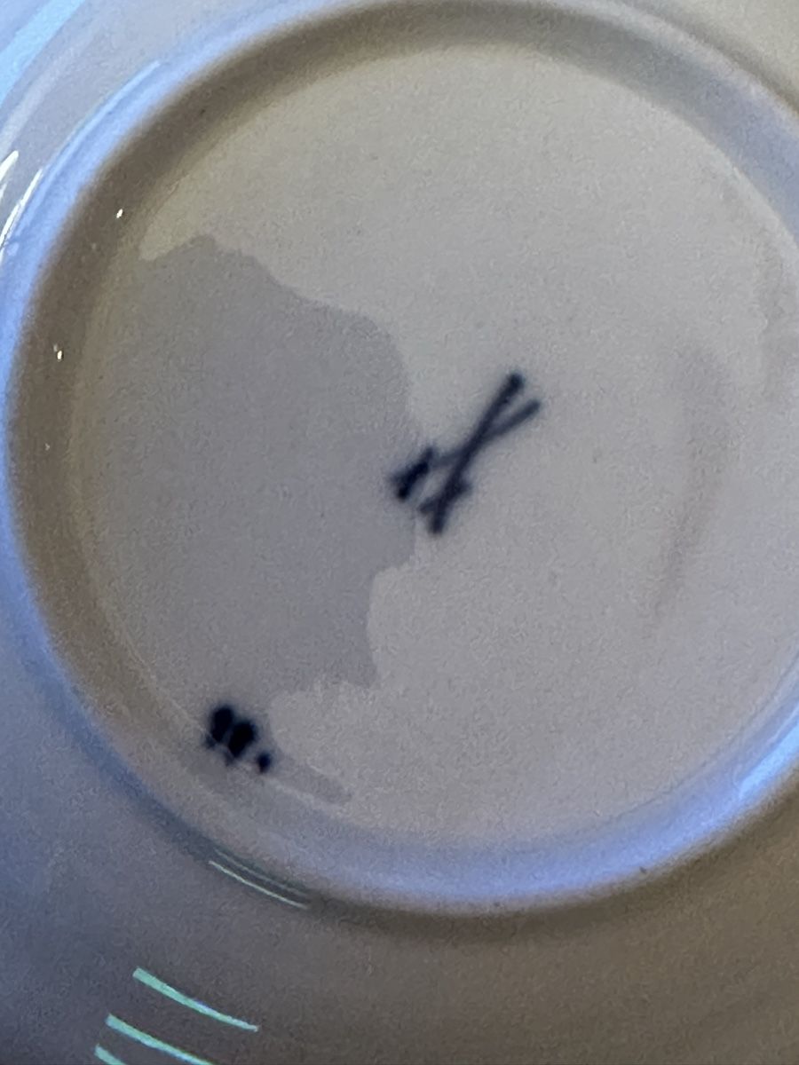 Tazze: Meissen Tasse mit Teller – Usato da Herbriggen venduto da Sehrazade 5