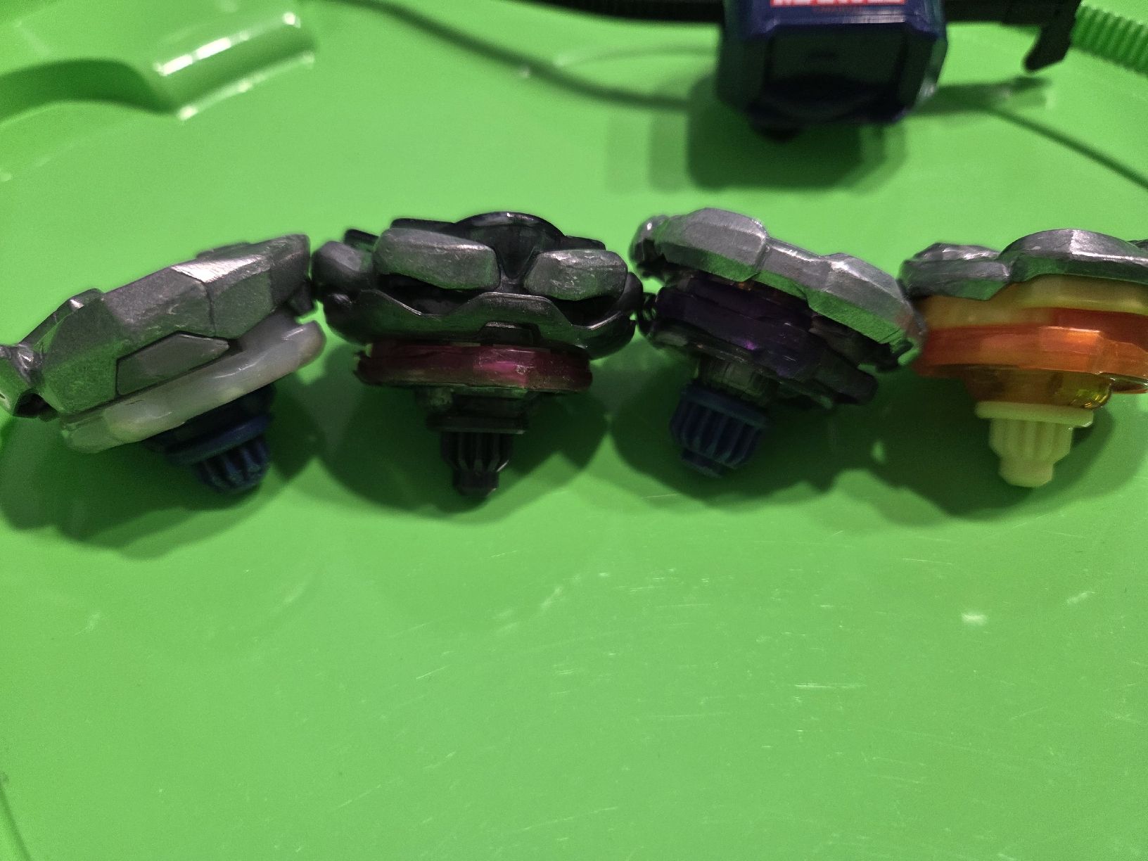 Beyblade X Set mit Arena und 4 Kreiseln gebraucht (Gebraucht) in ...