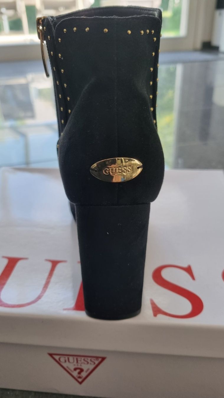 Guess Scarpe da donna: Guess Stiefeletten gr. 38 – Nuovo (secondo la descrizione) da Würenlos venduto da Nigginiggi 2
