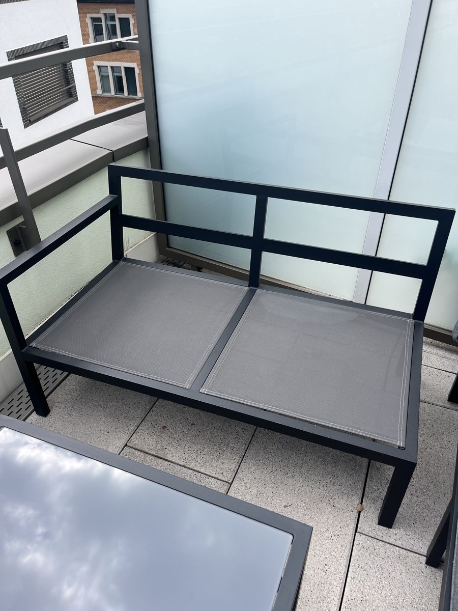 Sofas: Gartensofa/Lounge mit Tisch, guter Zustand – Gebraucht aus Zürich von SD-SB 9