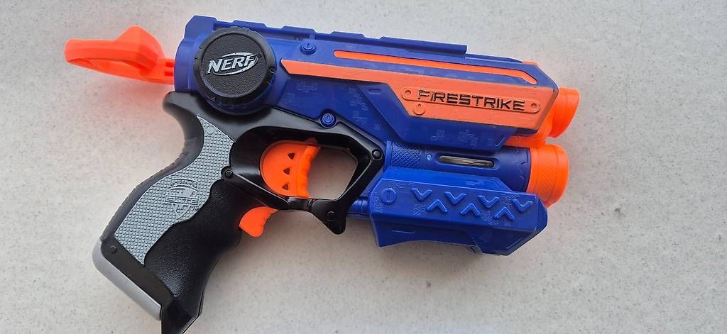 Nerf Spielzeuge: NERF N-Strike Elite Firestrike inkl. 30 Darts – Gebraucht aus Arbon von Ftdata
