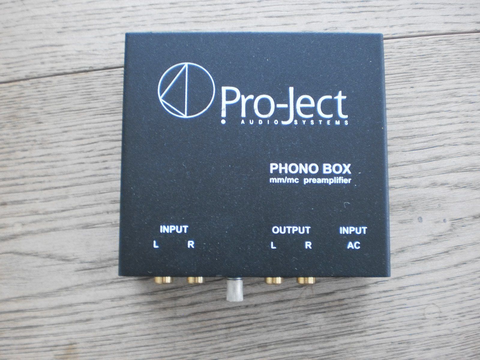 Pro-ject Amplificatori: Phono Vorverstärker Pro-Ject – Usato da Gonten venduto da Bollyalb 1