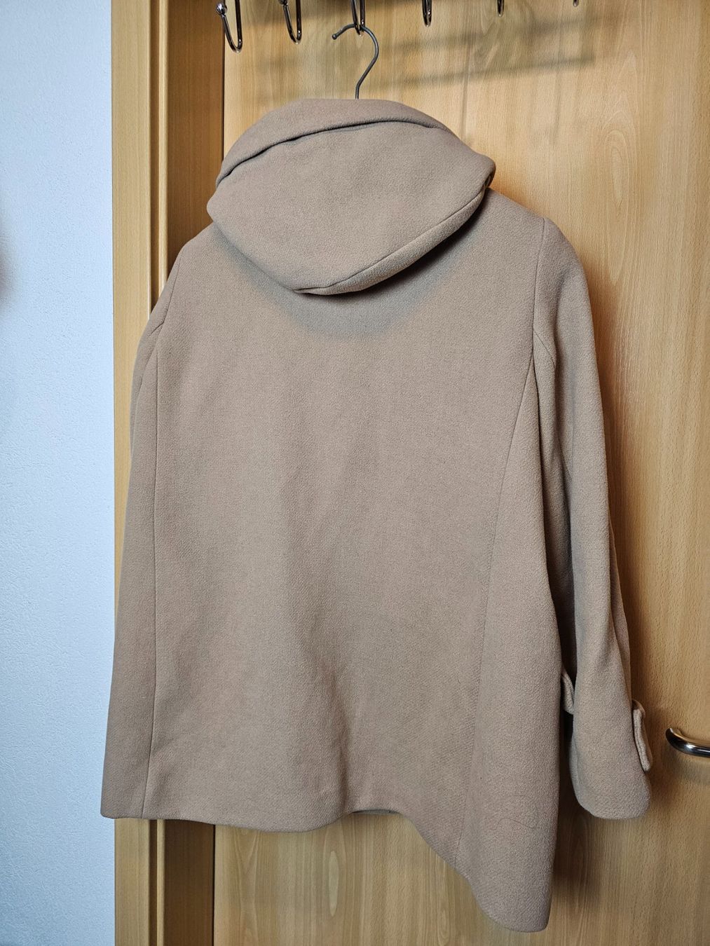 Cappotti: Kurzmantel Polyester/Wolle Grösse L – Usato da Einigen venduto da Pretorius66 6