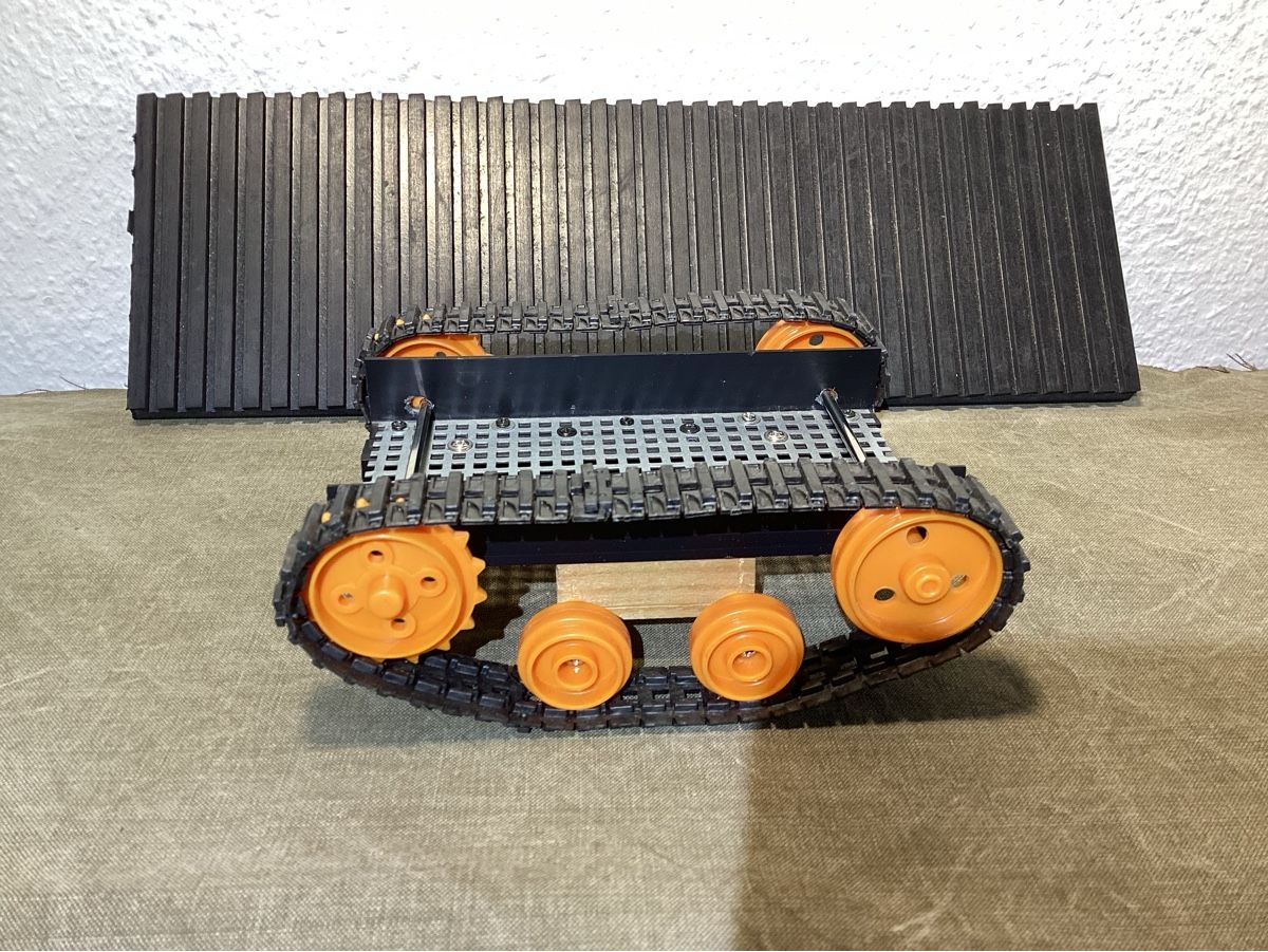Modellismo RC: RC Truck and Wheel Set – Usato da Eggiwil venduto da M8Black 2