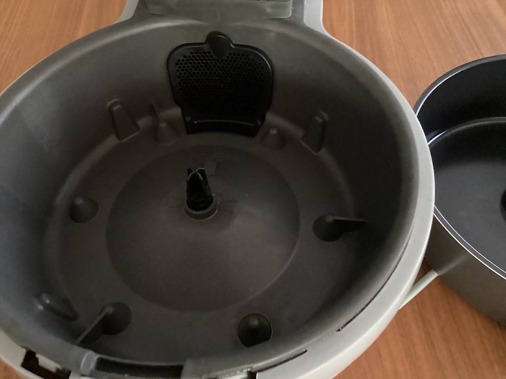 Tefal Elettrodomestici da cucina: Airfryer Original Tefal – Usato da Dachsen venduto da Achohberg 2