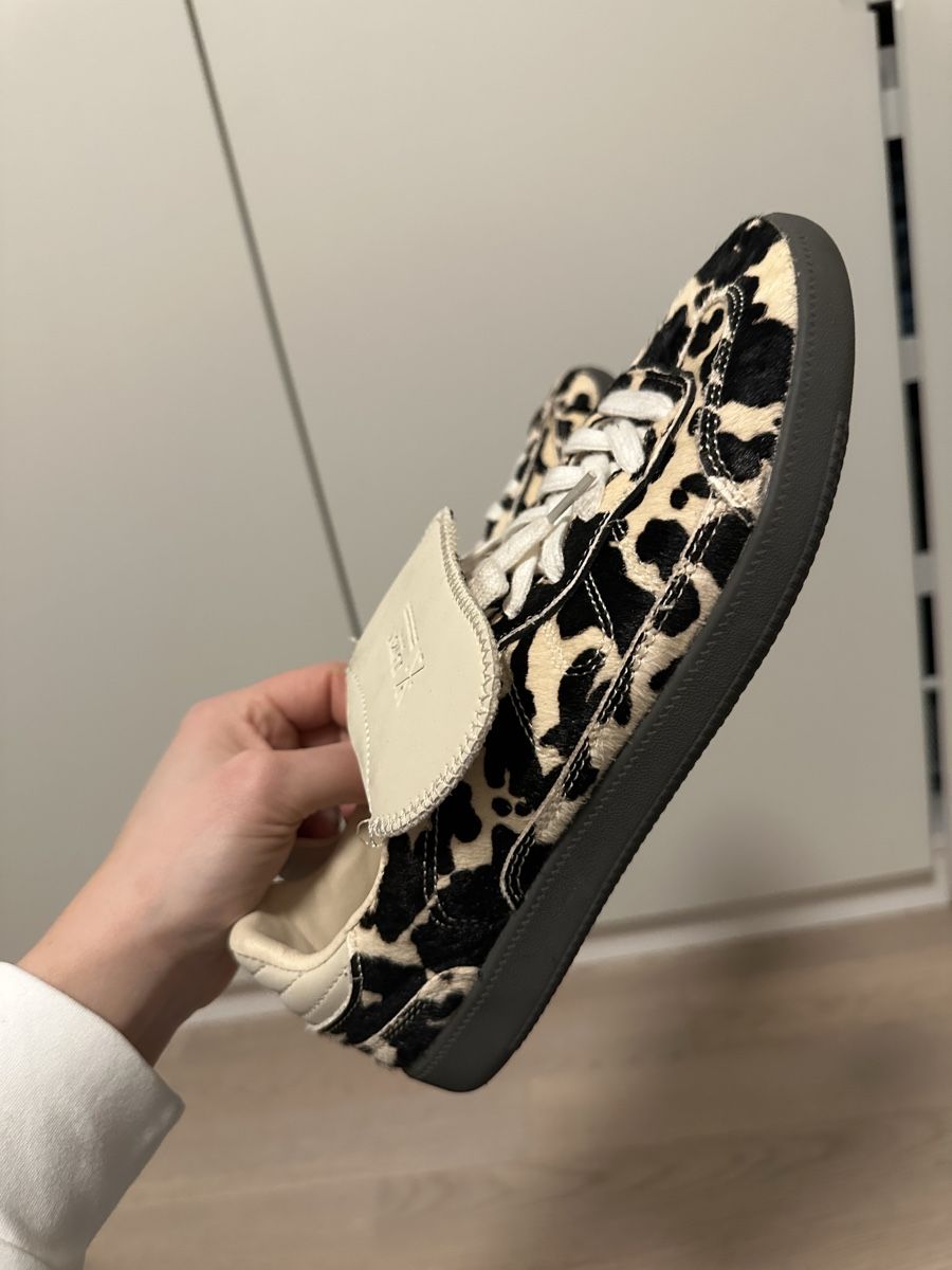 Scarpe da donna: UlanKa Sneaker Kuhfell Optik Gr. 40 – Nuovo (secondo la descrizione) da Muttenz venduto da Tschulietta_105 2