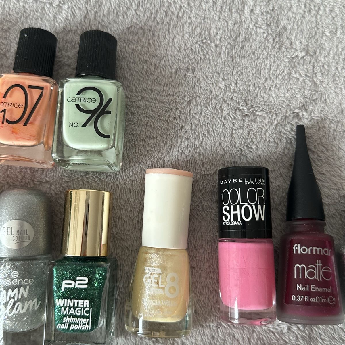 Catrice Smalto per unghie: Lot de vernis à ongles variés  – Usato da Givisiez venduto da dor_xb9k 3