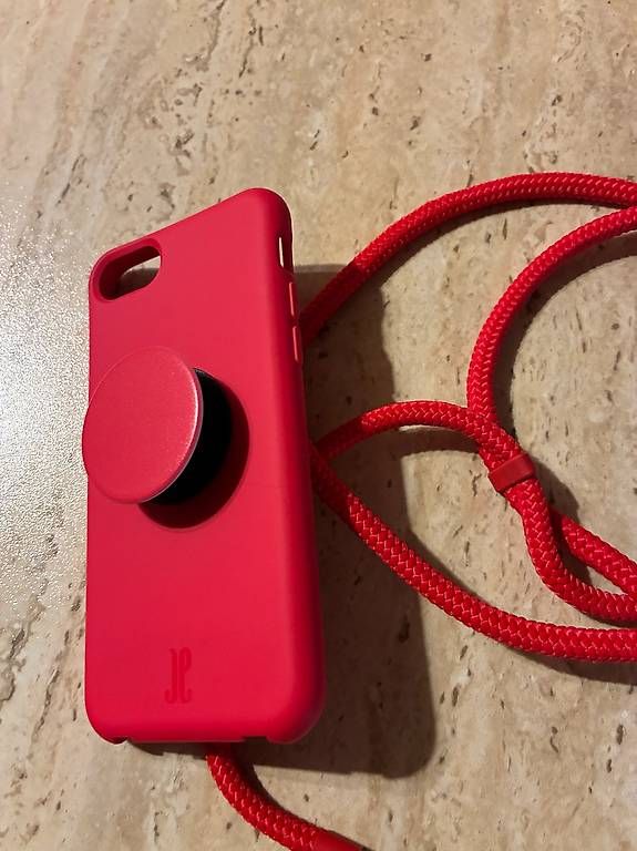 Cover & Protezioni schermo: Coque iPhone SE2, SE3, 7, 8 + cordon + pop grip – Nuovo (secondo la descrizione) da Goumoens-la-Ville venduto da brandonv