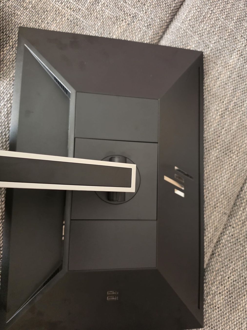 Hewlett Packard Monitor: HP Monitor E24i G4 – Usato da Spreitenbach venduto da mil_5zcj 3