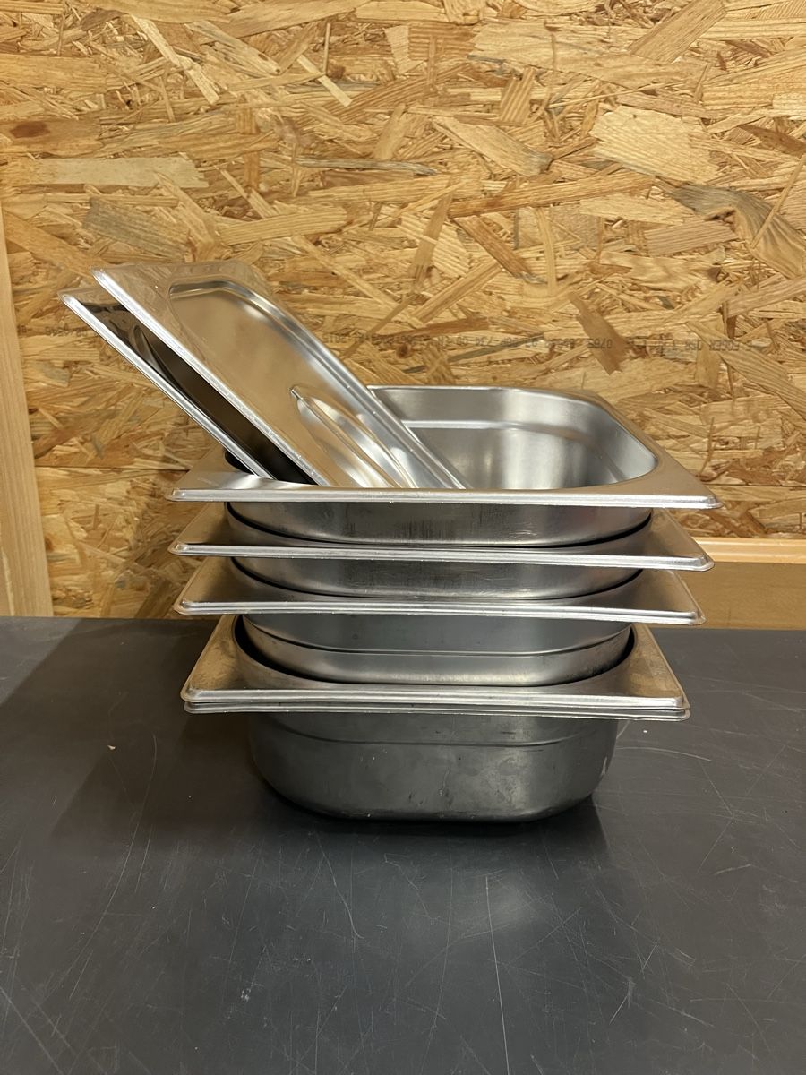 Blanco Elettrodomestici da cucina: 5 x 1/2 Gastronorm Behälter BLANCO inkl.2 Deckel  – Usato da Dittingen venduto da Cervolino77 3