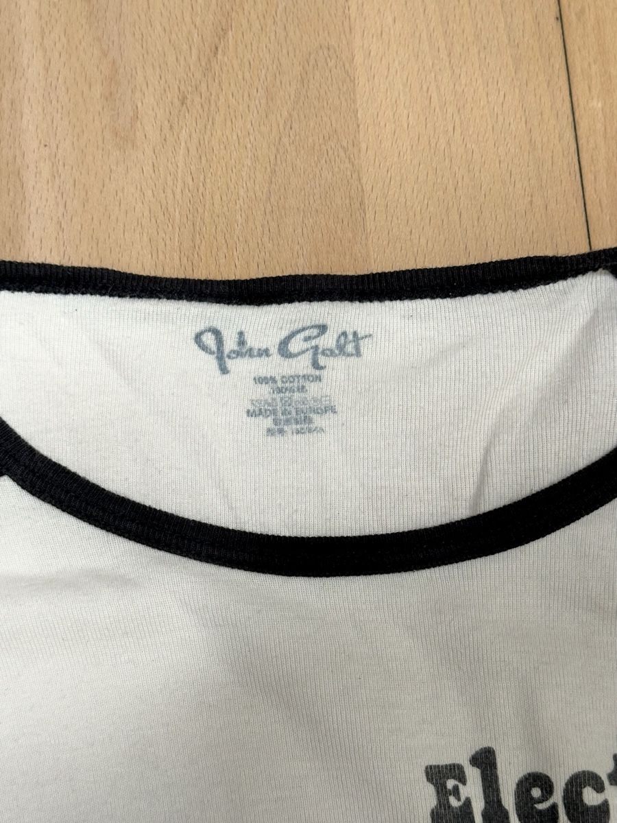Top: 2nd hand find - lady violentina – Usato da Zürich venduto da sagres_5 3