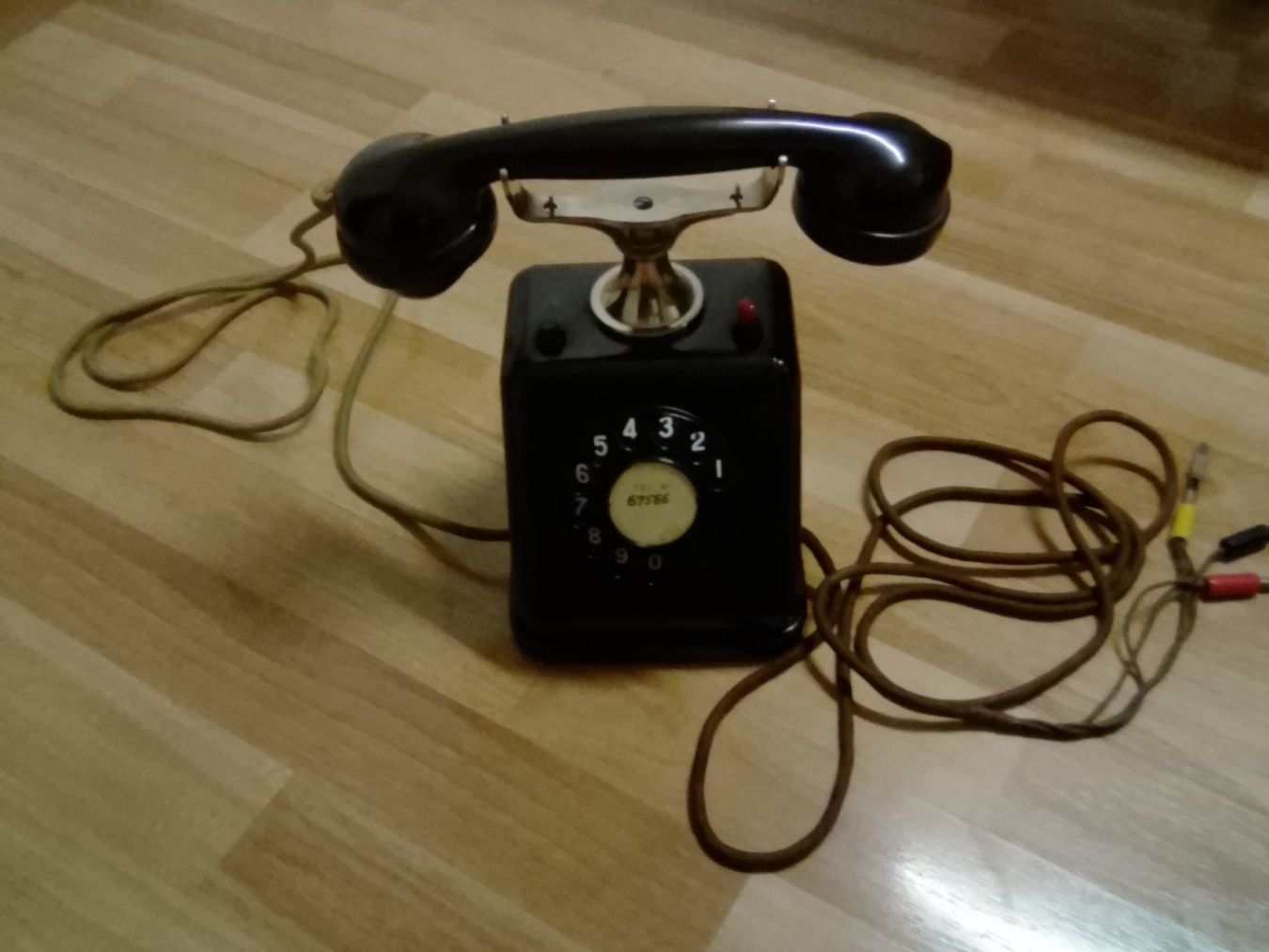 Siemens Telefoni: Antikes Tischtelefon Modell Siemens – Usato da Hofstetten SO venduto da wer_52gh