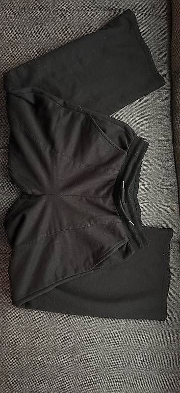 Pantaloni: Trainerhosen 134-140 – Usato da Regensdorf venduto da Piritatti 3