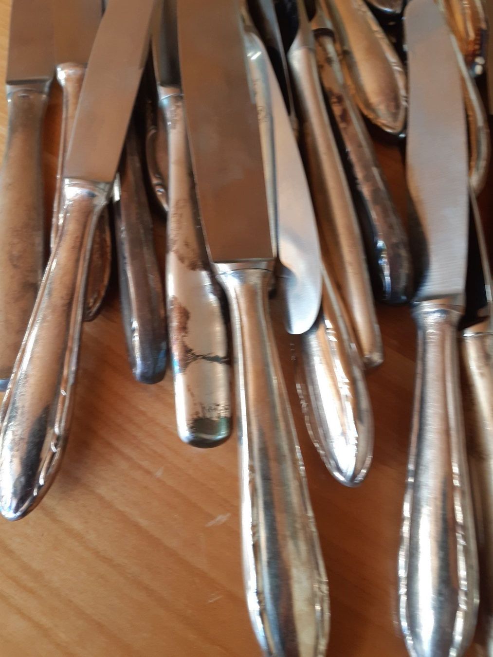 Posate: Lot T 4 versilberte Messer – Usato da Grindelwald venduto da carro5 4