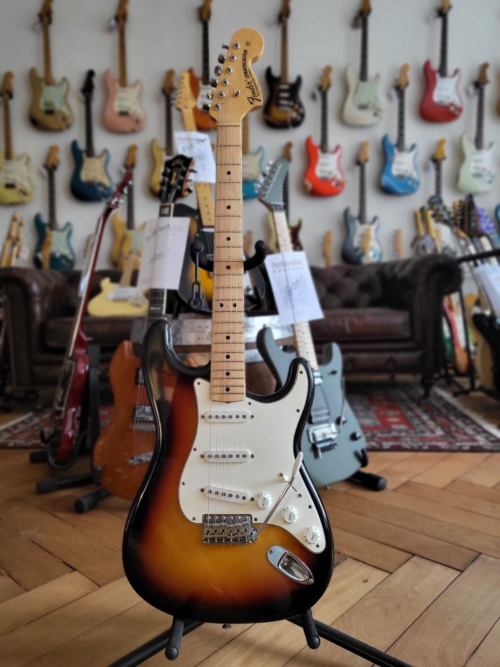 Fender Strumenti musicali: Fender Stratocaster 1969 NOS – Usato da pieterlen venduto da AntonelloGuitars