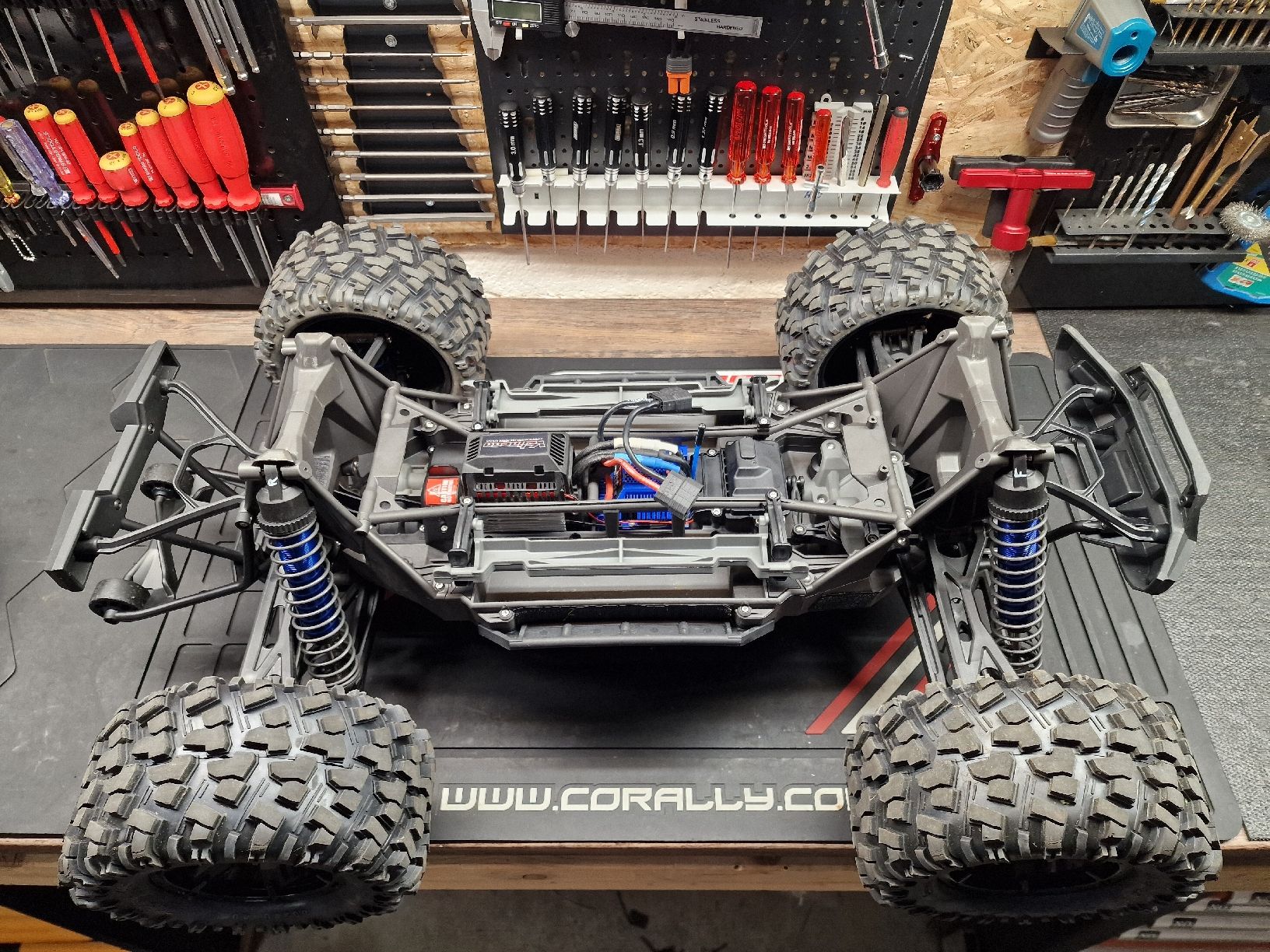 Traxxas Modellismo RC: Traxxas X-Maxx d'occasion – Usato da Le Locle venduto da mau_6rsg 2