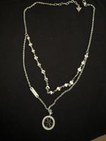 Guess Damen Halskette silberfarben mit Herzen & Logo-Anhänge