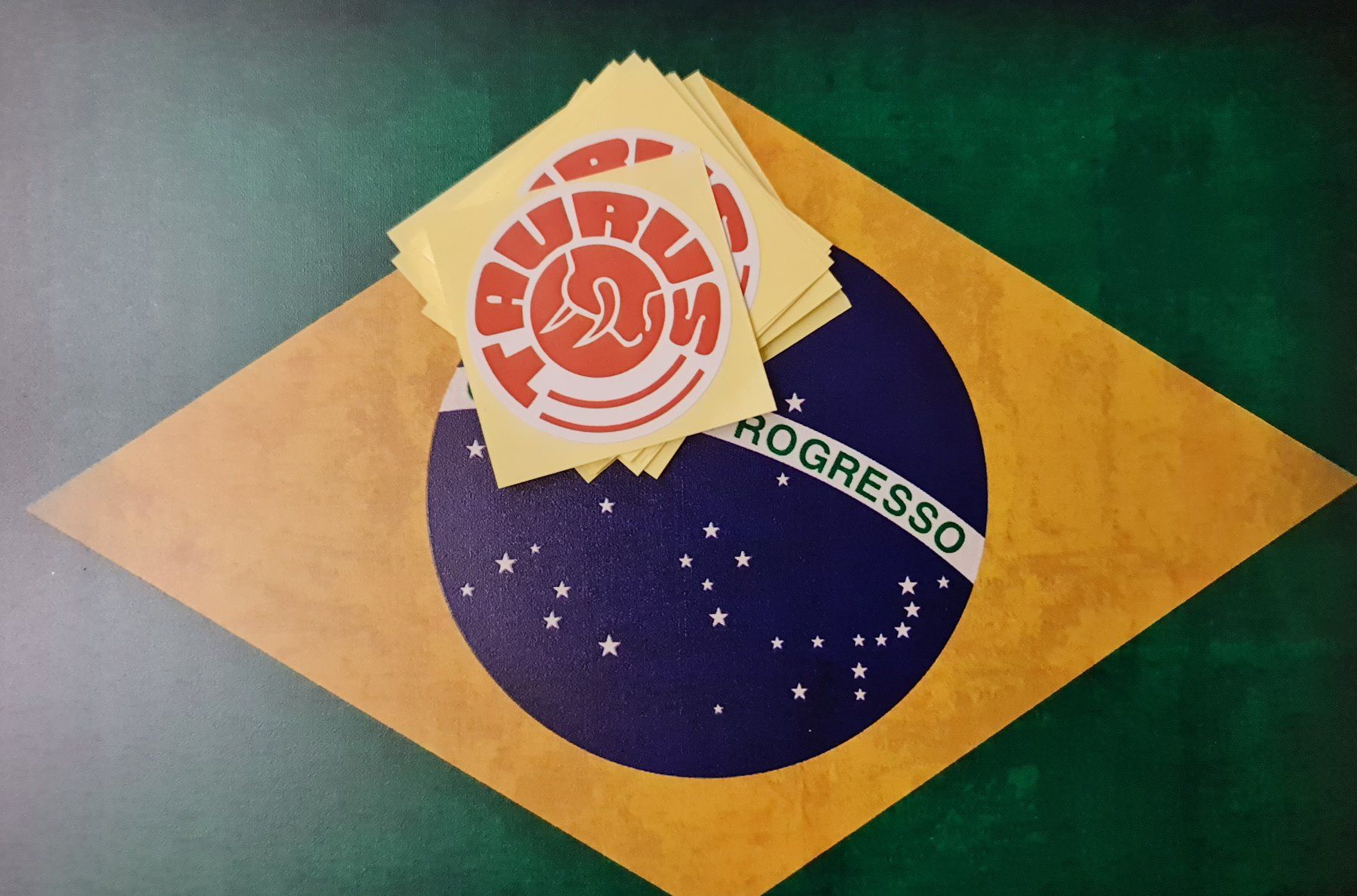 Sticker: Sticker TAURUS Firearms Brasilien ca. 5cm – Nuovo (secondo la descrizione) da Effretikon venduto da easyjones 1