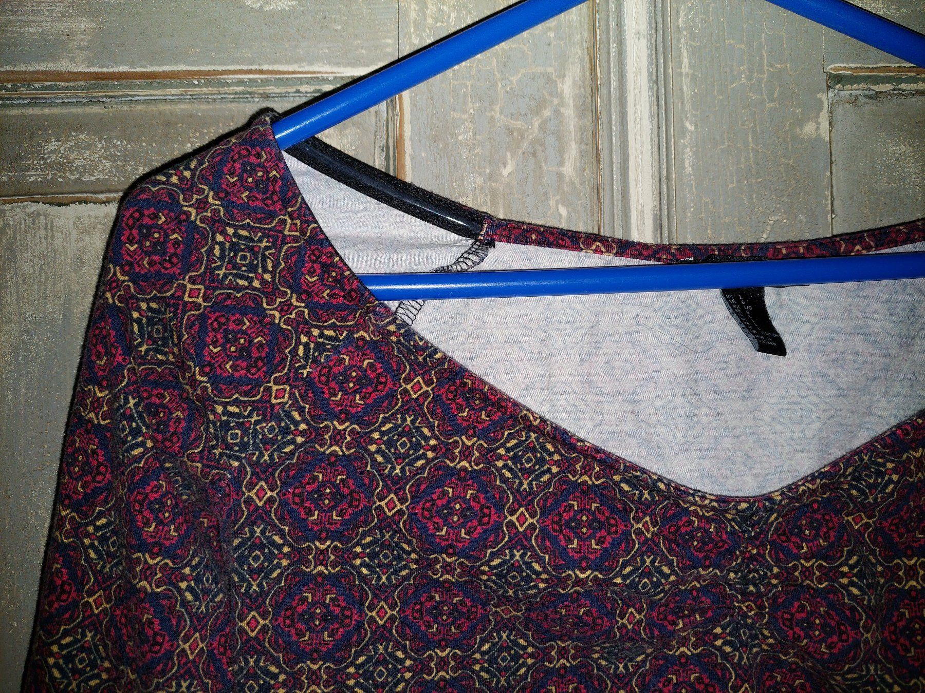 Top: forever 21 . Top L – Usato da Besenbüren venduto da piculo
