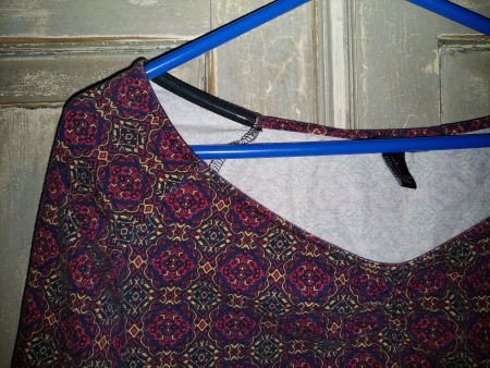 forever 21 . Top L