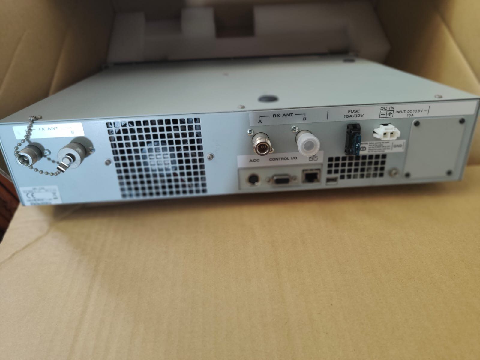 Yaesu Technique de radiocom: Yaesu DR-2XE Repeater – D'occasion à Olten par Hb9ocr 1