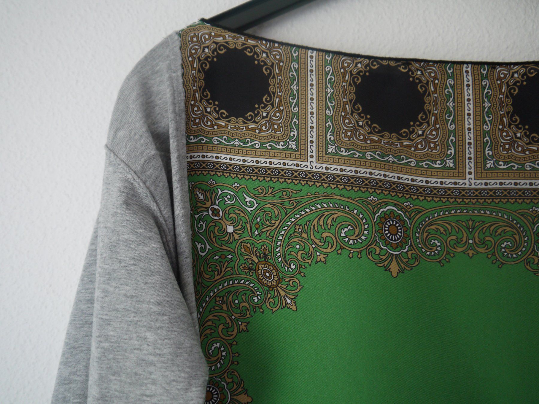 Dolce & Gabbana Camicette: Dolce & Gabbana Bluse aus Seide – Usato da Hagendorn venduto da Blaf 3