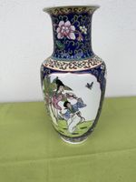 Vase chinois peint à la main 33cm haut.