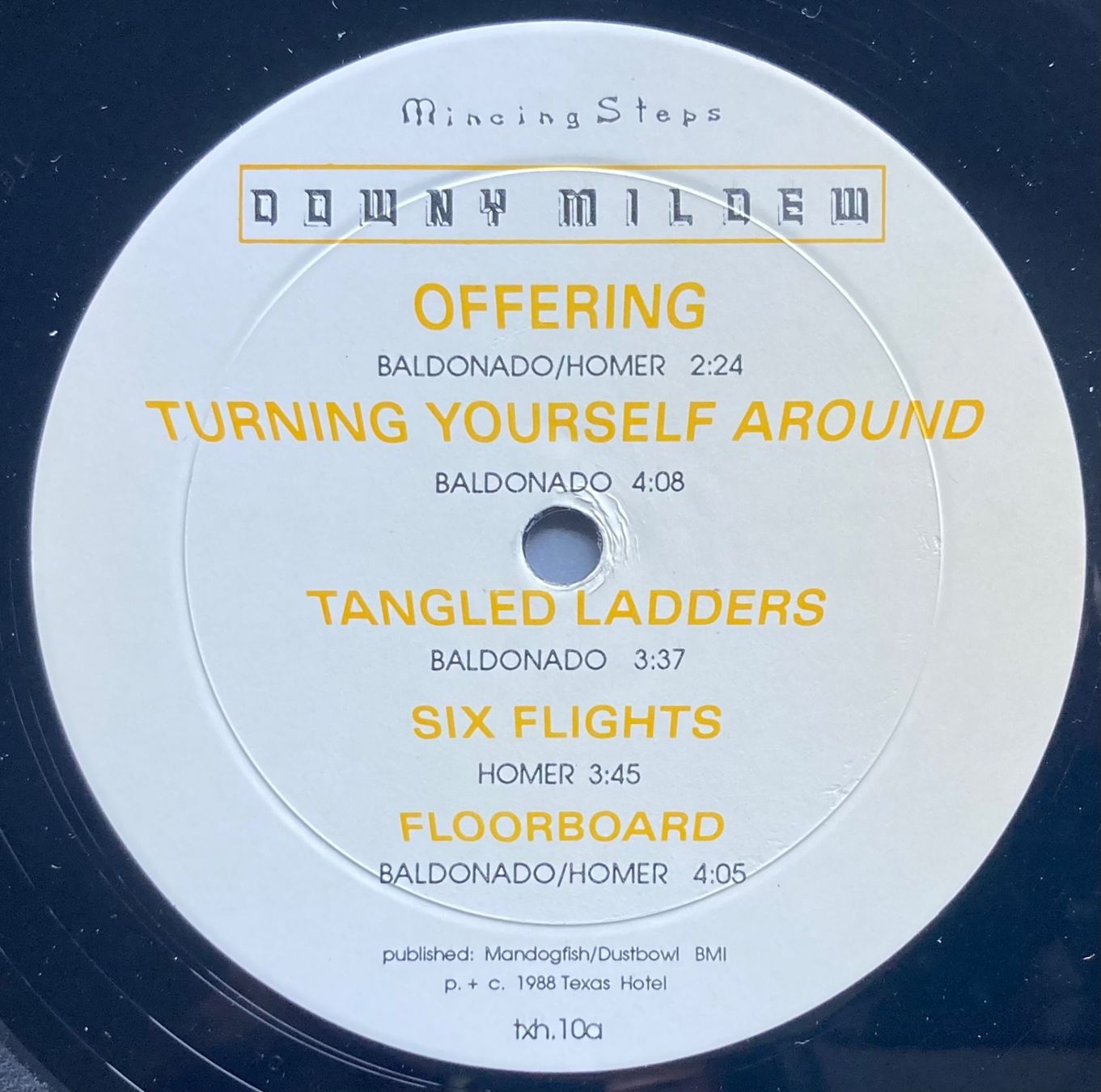 Dischi in vinile: DOWNY MILDEW - MINCING STEPS – Usato da Poliez-Pittet venduto da Newtown-Records 2